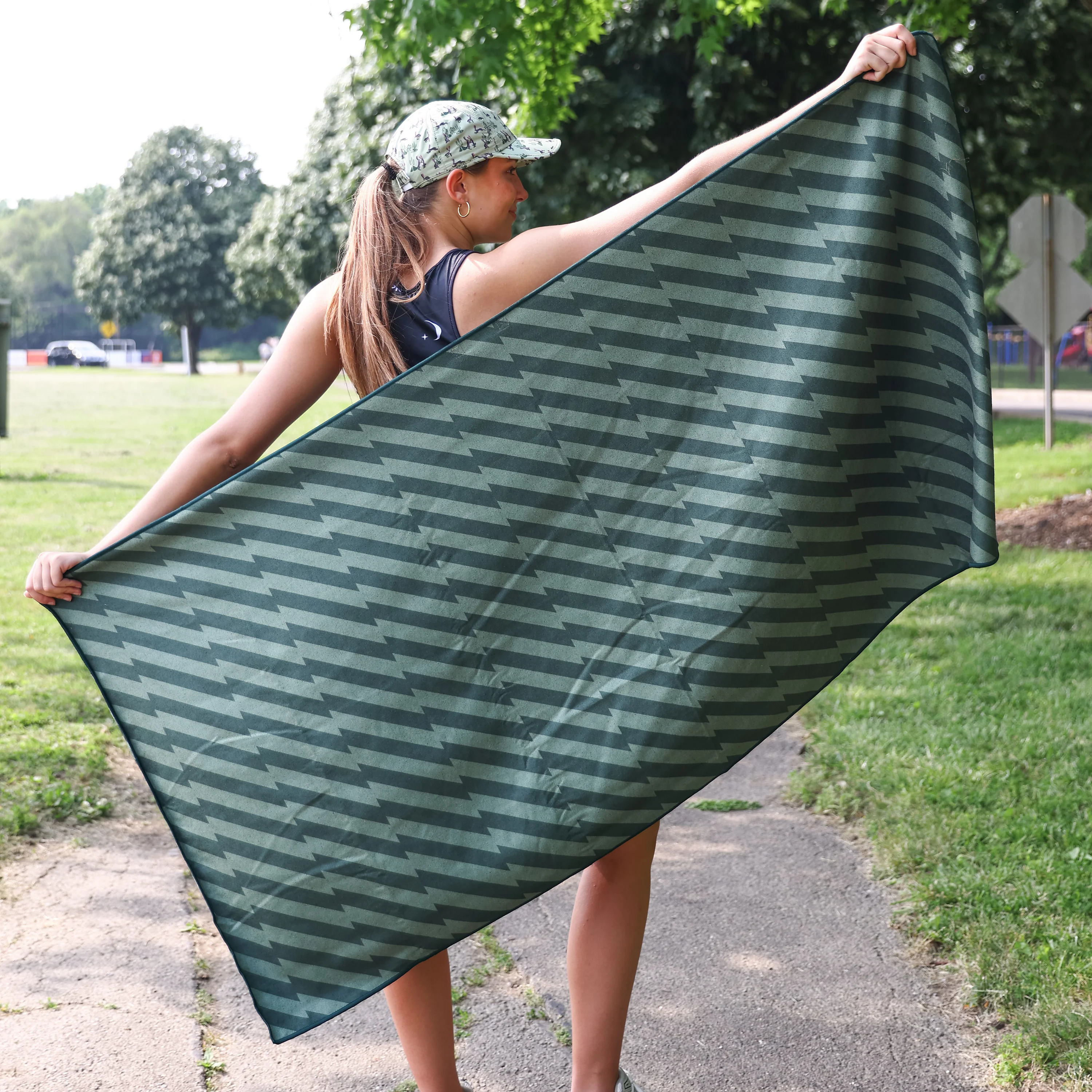Velocity Blitz Green Car Seat Cover Towel - Image 4