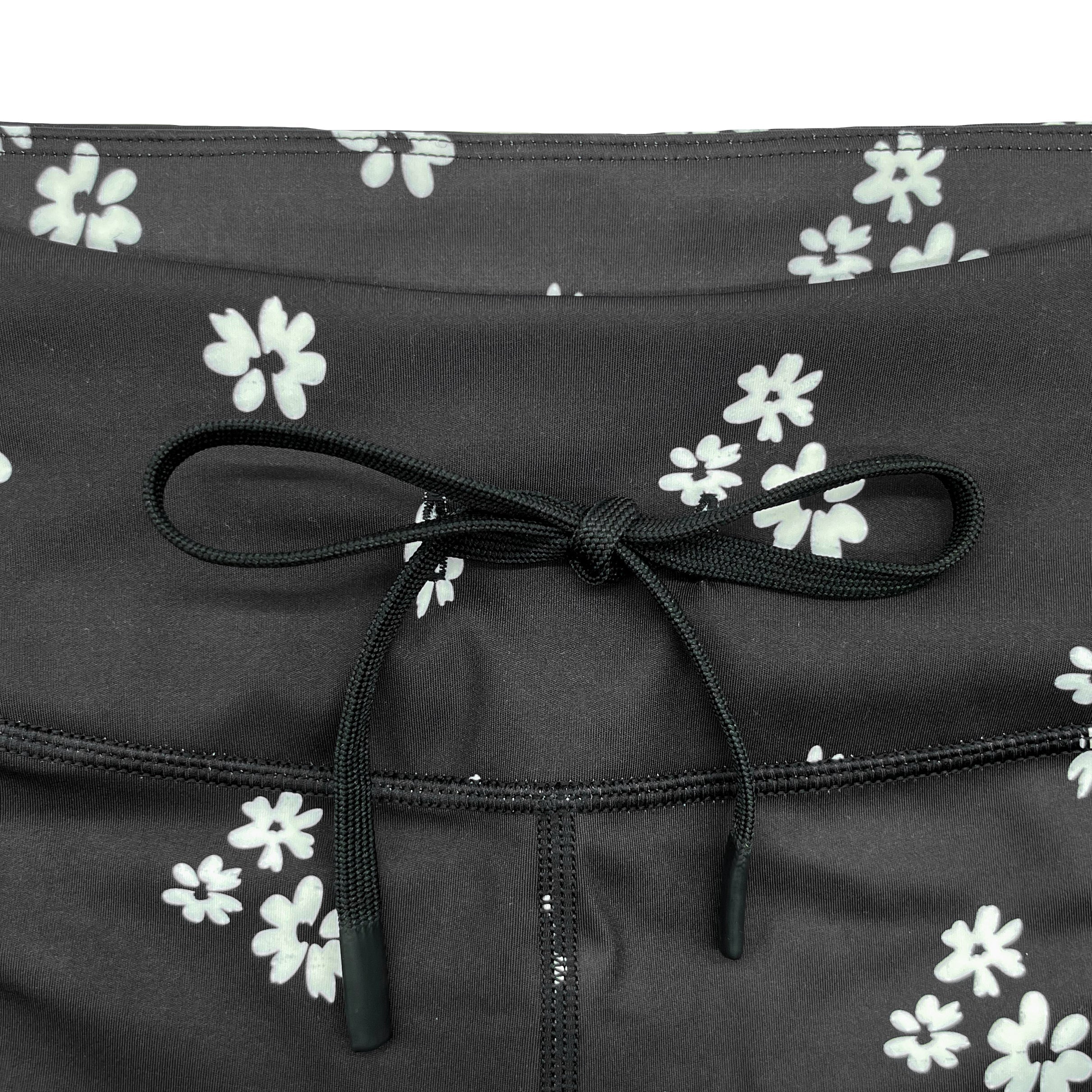 Womens Flexion 8" Compression Short - Florid Declamation - Image 8