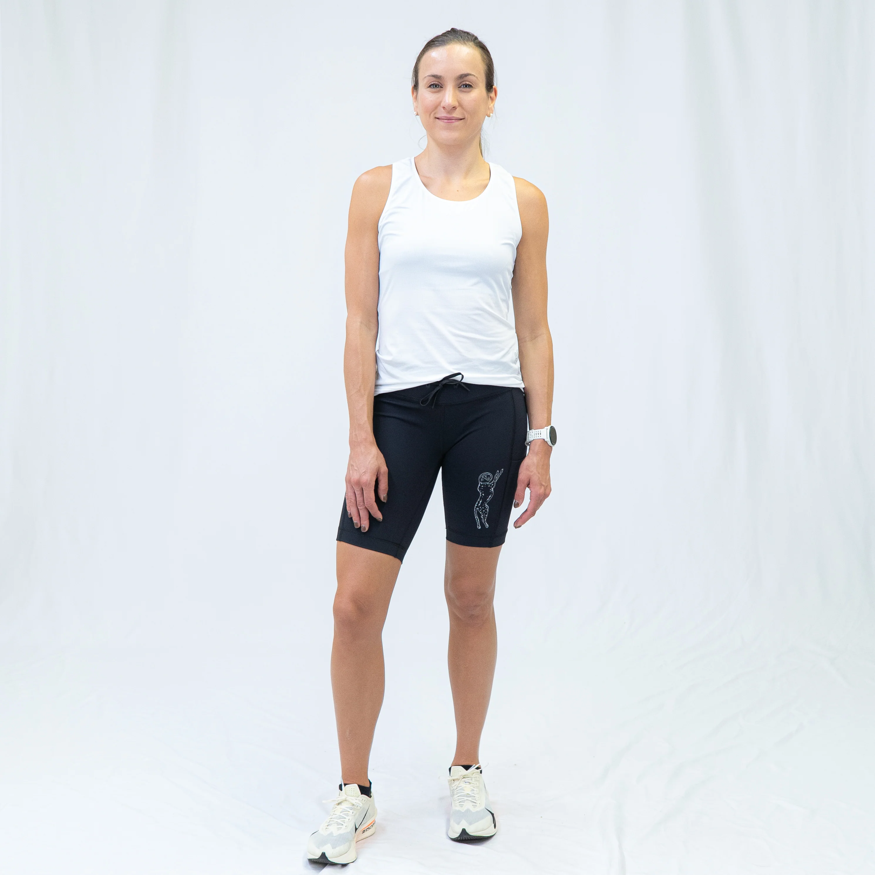 Womens Flexion 8" Compression Short - Stealth Black - Image 3